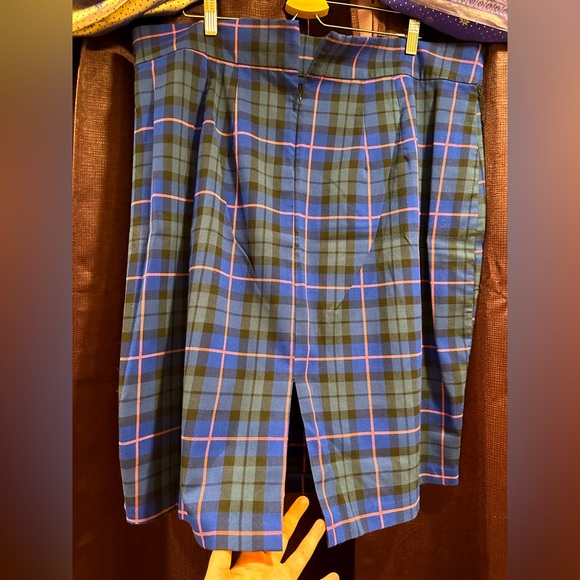 ELOQUII Plaid Column Skirt - Picture 5 of 11